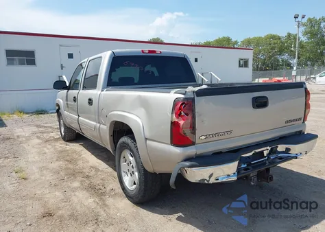 2005 Chevrolet Silverado 1500 Z71 из США, поврежденный, VIN 2GCEK13T051400390